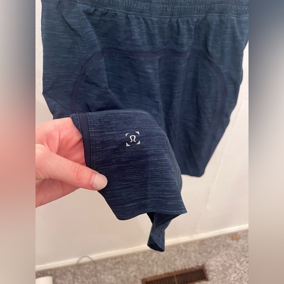 Lululemon Pace Breaker Short 9" Heather Navy Size Small Men - Picture 8 of 9